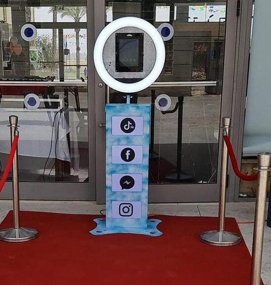 עמדת צילום סלפי